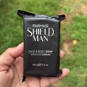 FARMASI SHIELD MAN FACE & BODY SOAP
